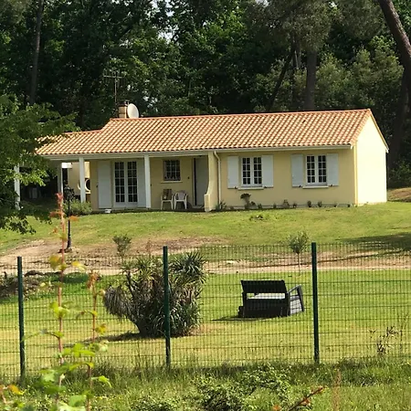 Domaine De Charme 3 Etoiles , Piscine Xxl Et Parc Verdoyant Bonnetan